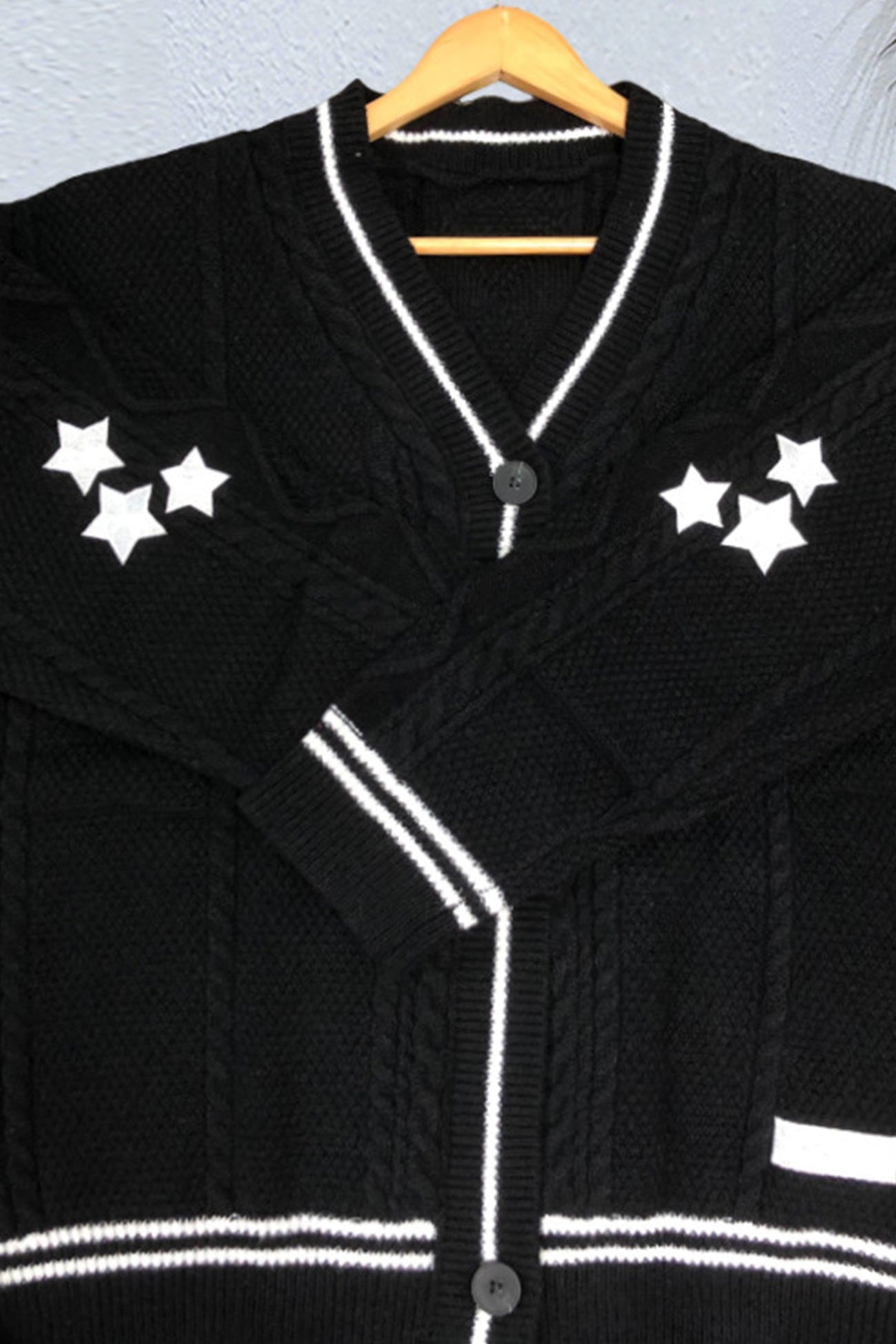 Five Pointed Star Embroidery Knit Cardigan