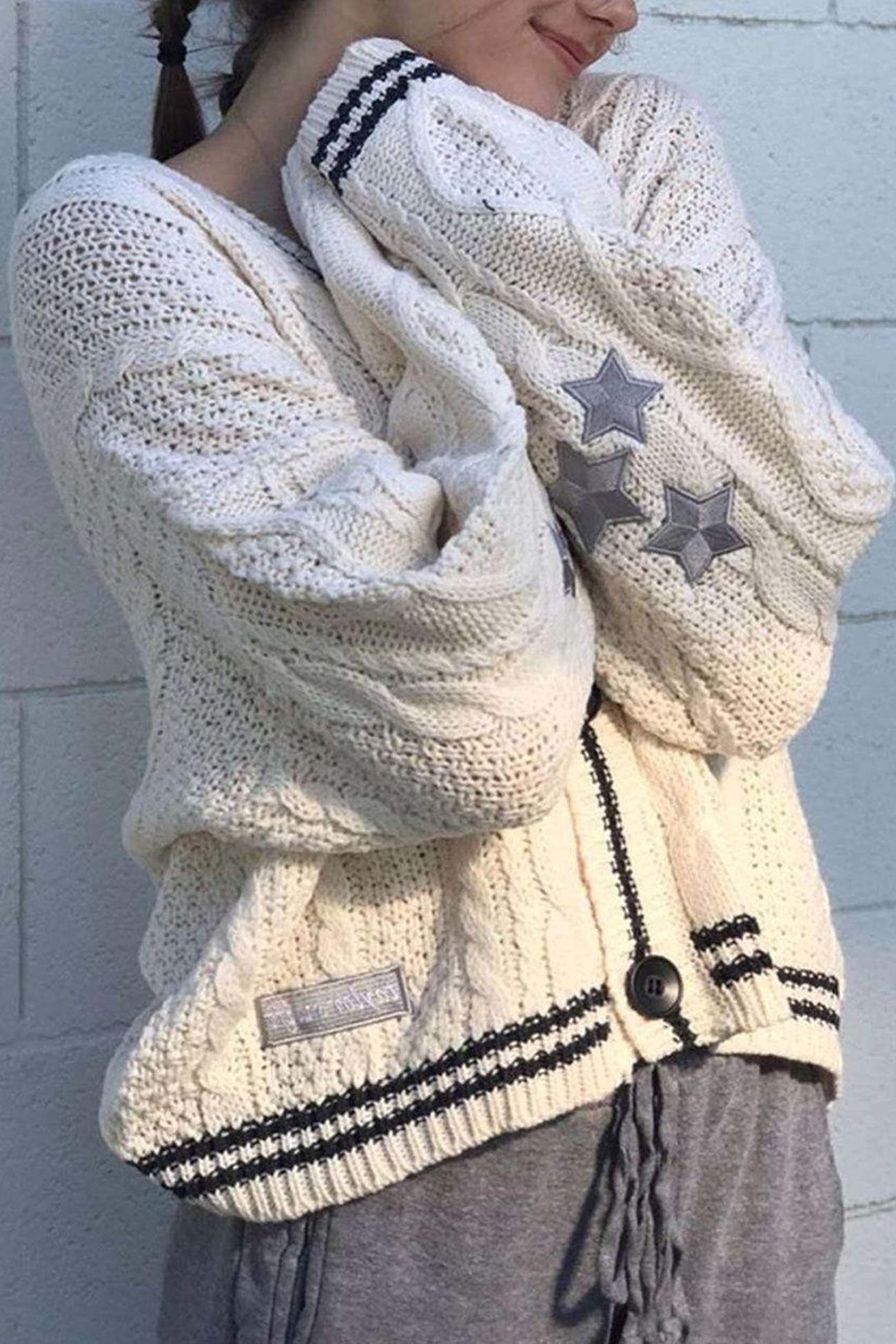 Five Pointed Star Embroidery Knit Cardigan