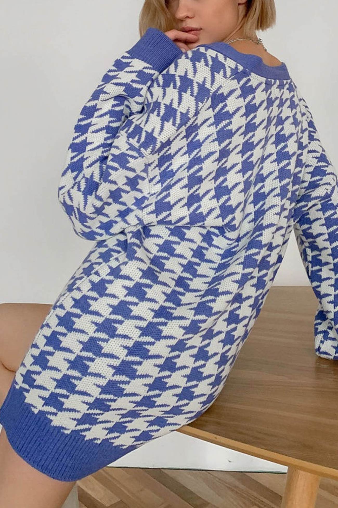 V Neck Houndstooth Contrast Mid Length Cardigan