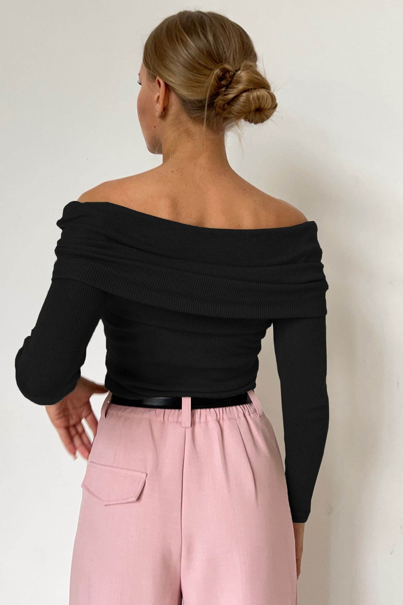 Off-shoulder Long Sleeve Knit Top