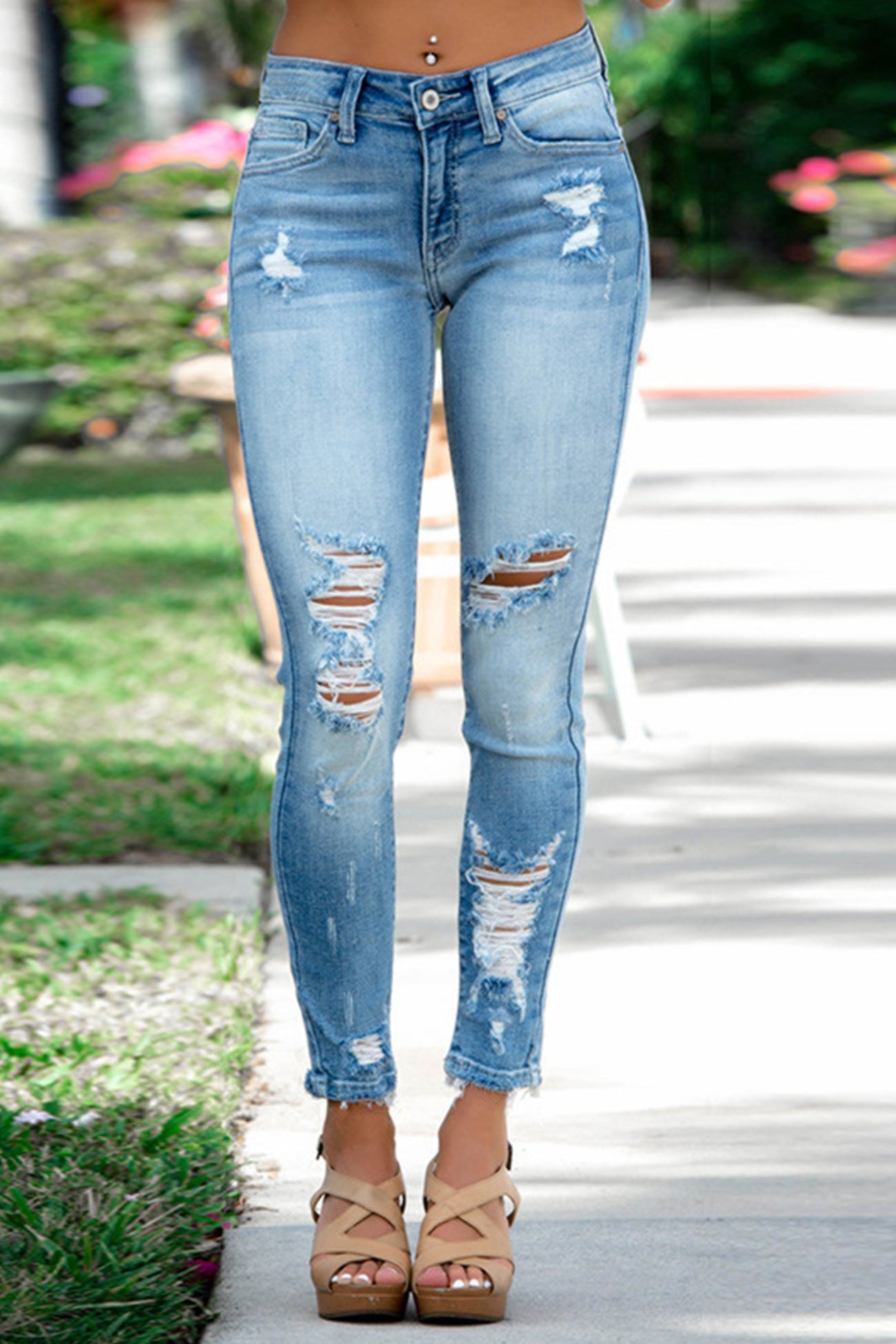 Distressed Mid Rise Bodycon Jeans